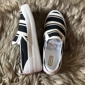 NIB Hunter plimsoll garden water resistant sneaker